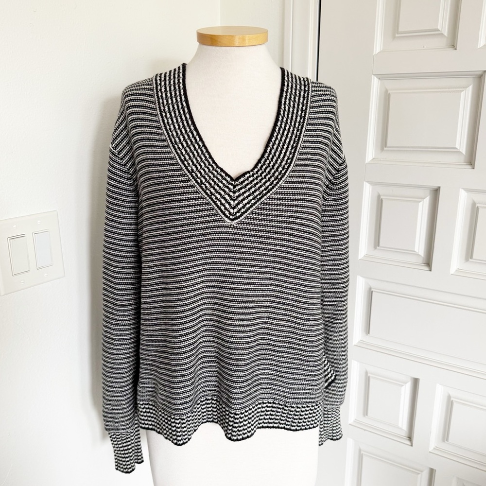 House of Harlow 1960 x Revolve Shaun Sweater Black White Striped V-Neck Small